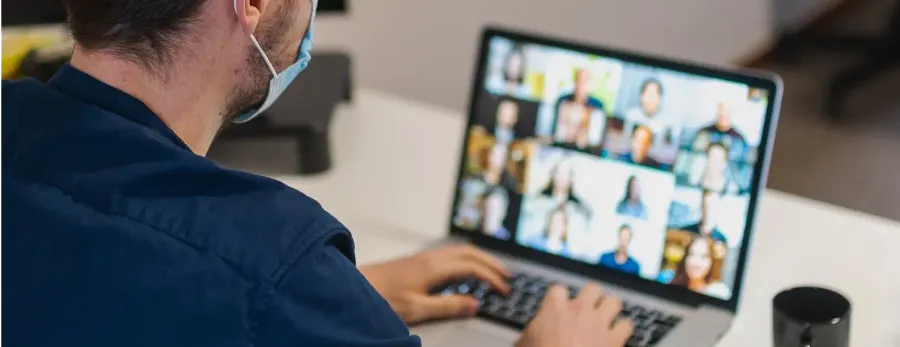 Offshoring vs Outsourcing_ 3 Key Differences Offshoring vs Outsourcing_ 3 Key Differences
